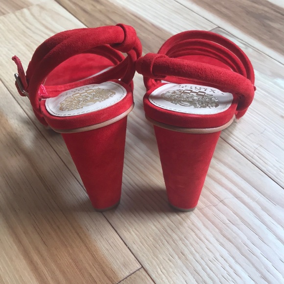 NWT Gorgeous red high heels - Picture 4 of 5